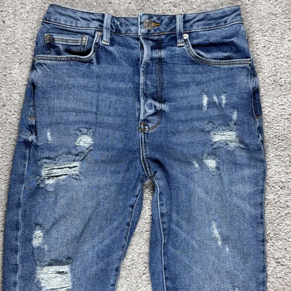 Forever 21 Womens High Rise Skinny Distressed‎ Button Fly Blue Jeans Size 28
